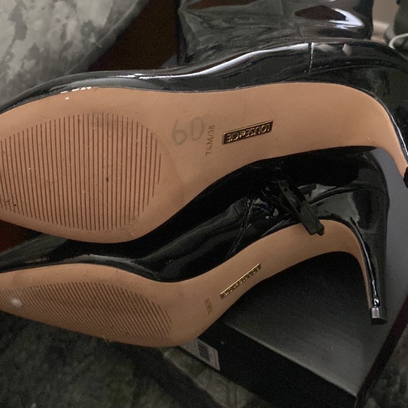 Louise et CIE Black Patent leather boots…. Brand new with Tags. - Picture 2 of 2